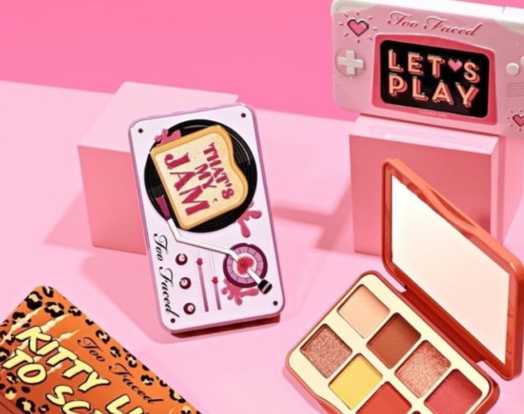 Too Faced doll-sized palette