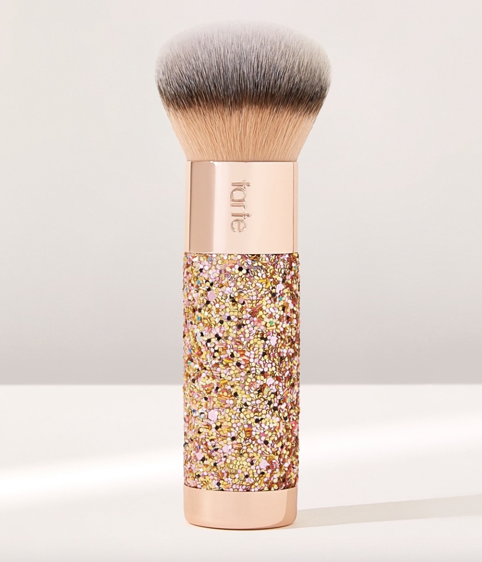 Collection de Noël 2022 Tarte Cosmetics limited-edition the buffer brush